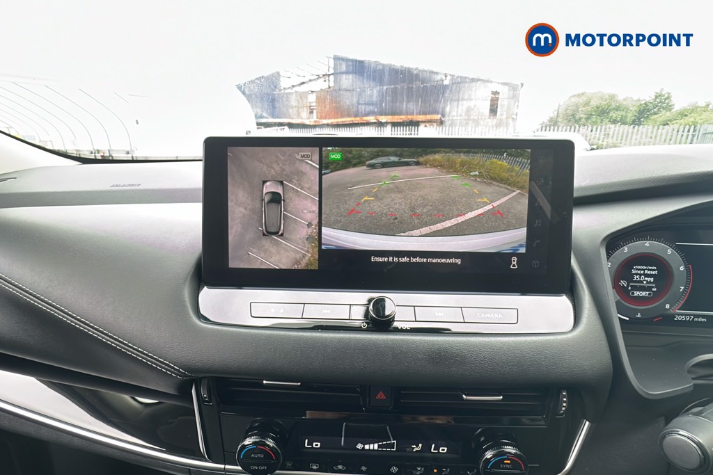 Nissan Qashqai N-Connecta Automatic Petrol SUV - Stock Number (1652039) - 13th supplementary image