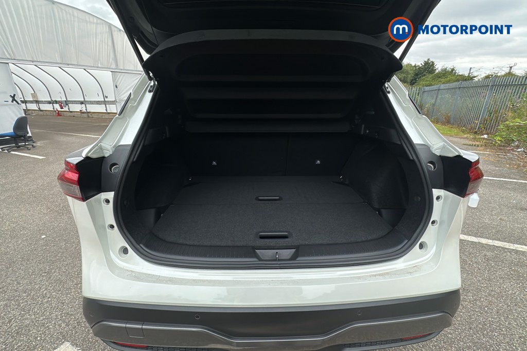 Nissan Qashqai N-Connecta Automatic Petrol SUV - Stock Number (1652039) - 33rd supplementary image