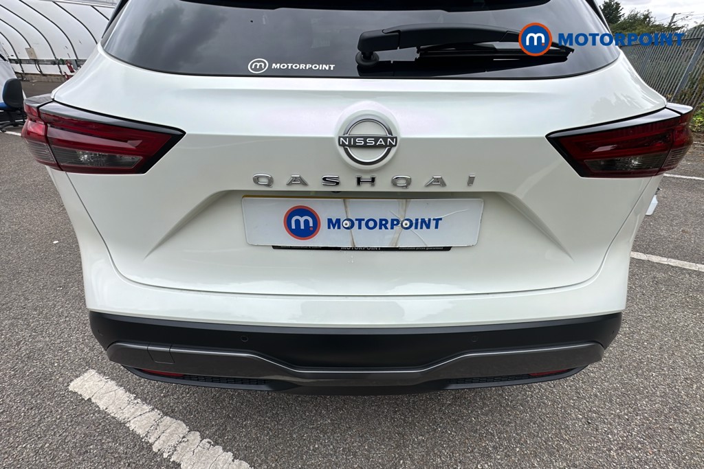 Nissan Qashqai N-Connecta Automatic Petrol SUV - Stock Number (1652039) - 37th supplementary image
