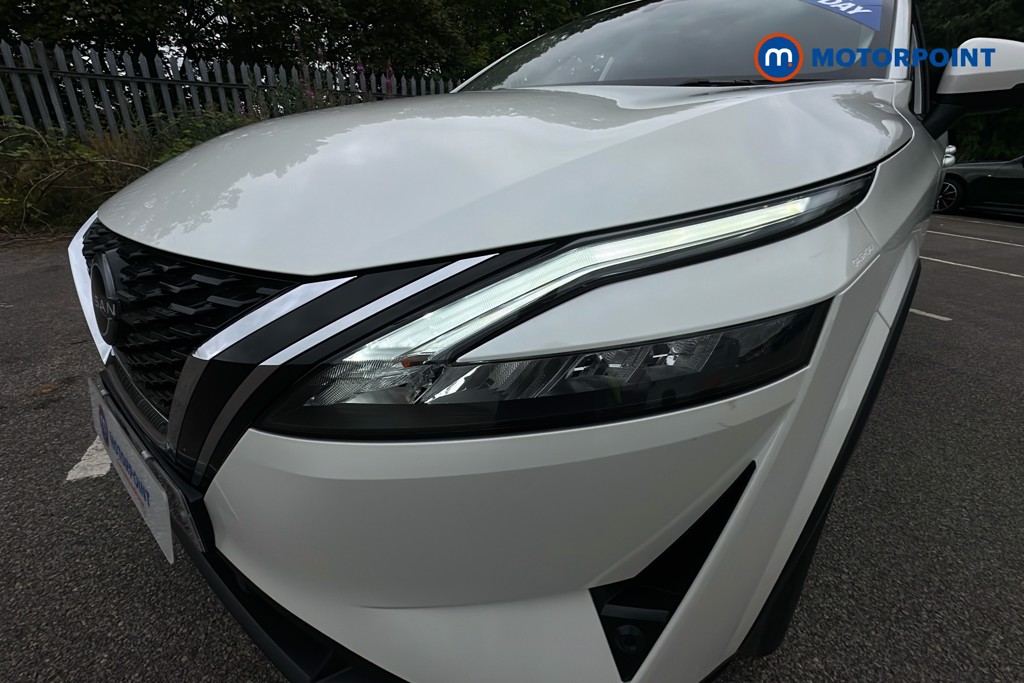 Nissan Qashqai N-Connecta Automatic Petrol SUV - Stock Number (1652039) - 44th supplementary image