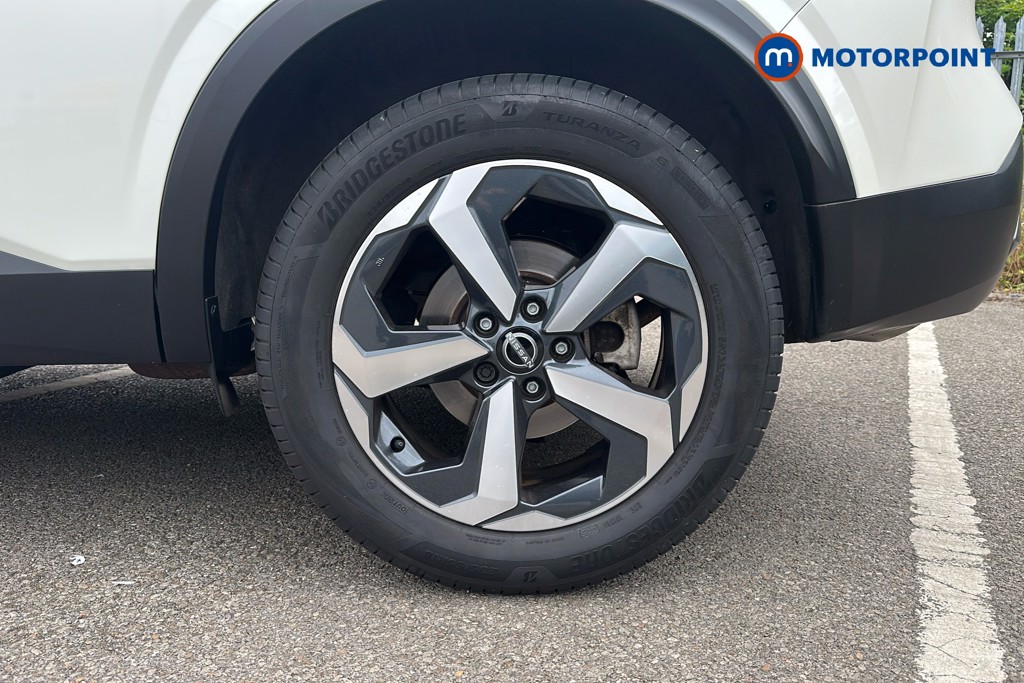 Nissan Qashqai N-Connecta Automatic Petrol SUV - Stock Number (1652039) - 48th supplementary image