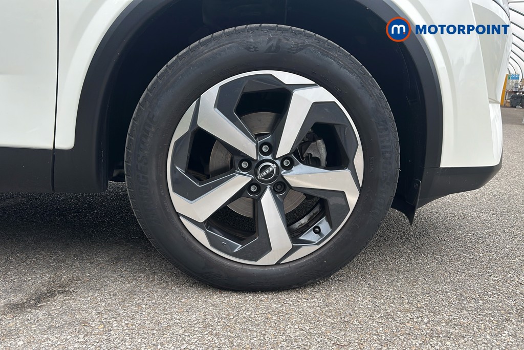 Nissan Qashqai N-Connecta Automatic Petrol SUV - Stock Number (1652039) - 50th supplementary image