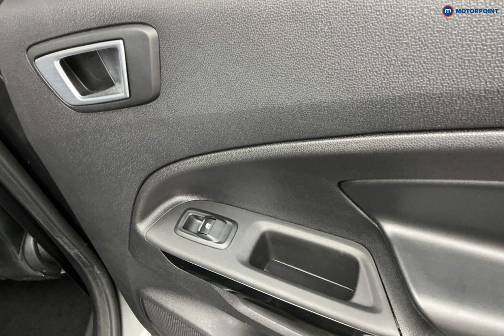 Ford Ecosport Titanium Manual Petrol SUV - Stock Number (1652190) - 27th supplementary image