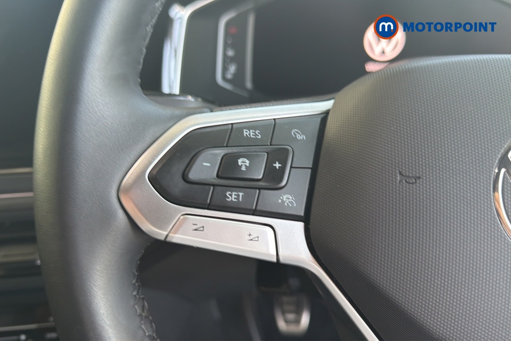 Volkswagen Polo R-Line Manual Petrol Hatchback - Stock Number (1652328) - 4th supplementary image