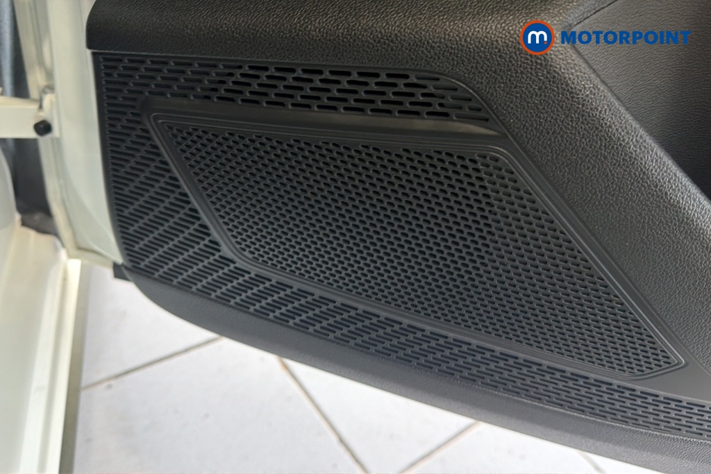 Volkswagen Polo R-Line Manual Petrol Hatchback - Stock Number (1652328) - 21st supplementary image