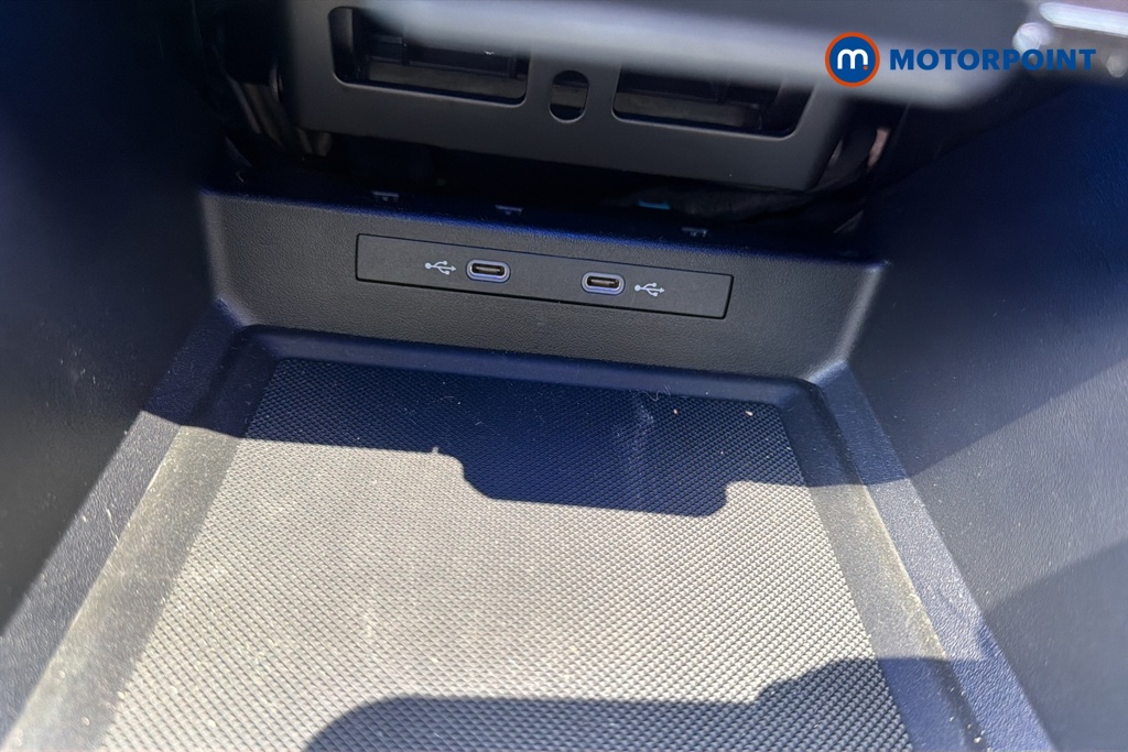 Ford Explorer Premium Automatic Electric SUV - Stock Number (1652774) - 17th supplementary image