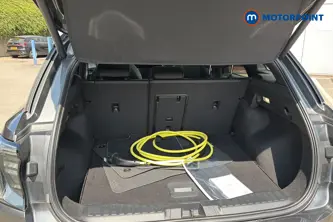 Ford Explorer Premium Automatic Electric SUV - Stock Number (1652774) - 30th supplementary image