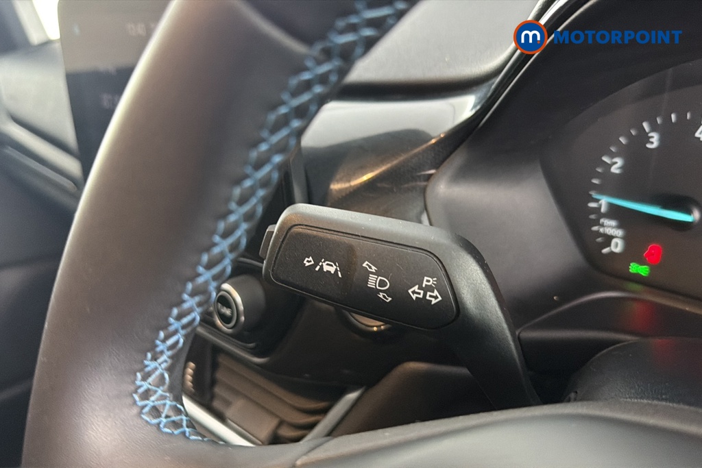 Ford Fiesta Active Manual Petrol Hatchback - Stock Number (1653002) - 5th supplementary image