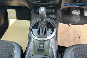 Nissan Juke N-Connecta Automatic Petrol SUV - Stock Number (1653140) - 15th supplementary image