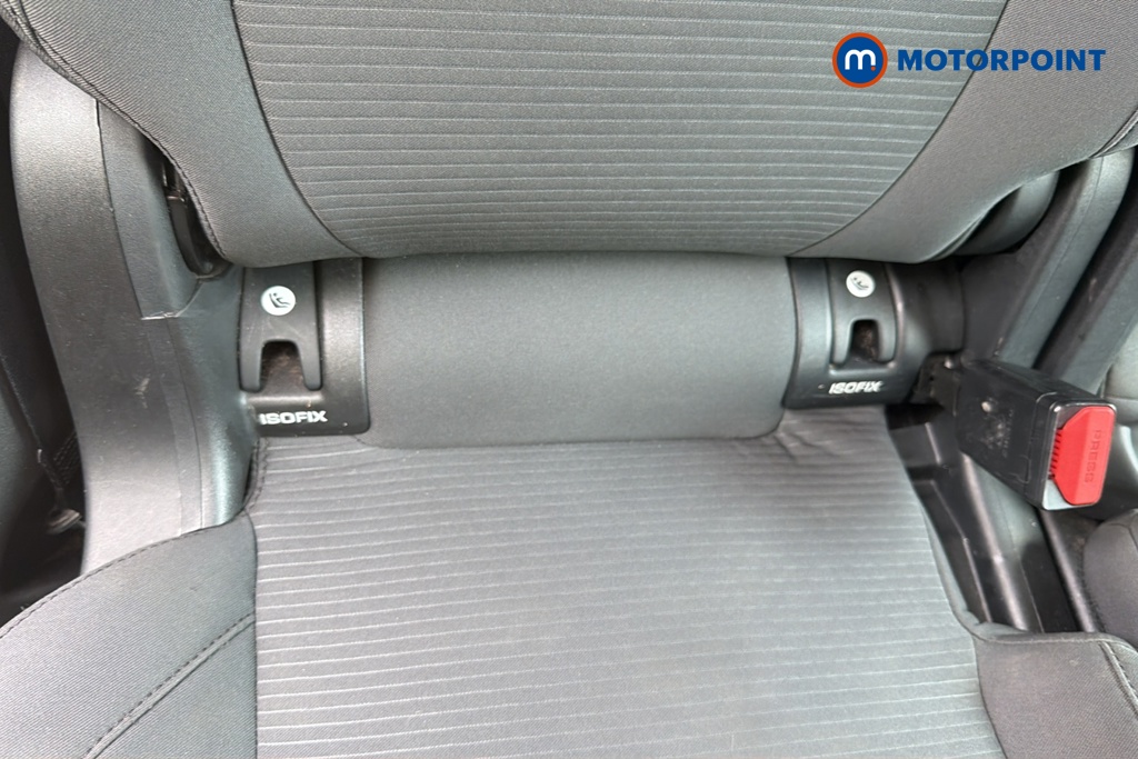 Land Rover Discovery Sport 2.0 D150 5Dr 2Wd Manual Diesel SUV - Stock Number (1654669) - 27th supplementary image