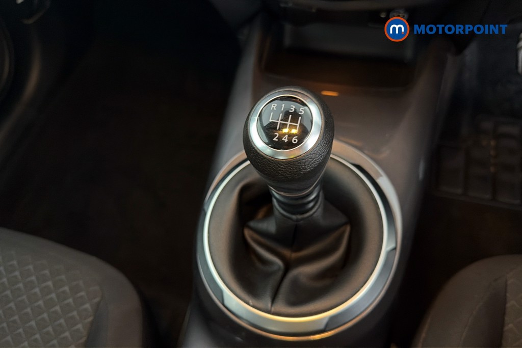 Nissan Juke Acenta Manual Petrol SUV - Stock Number (1655819) - 15th supplementary image
