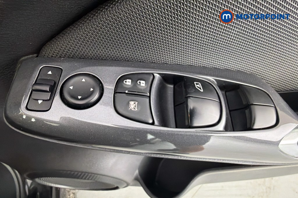 Nissan Juke Acenta Manual Petrol SUV - Stock Number (1655819) - 20th supplementary image