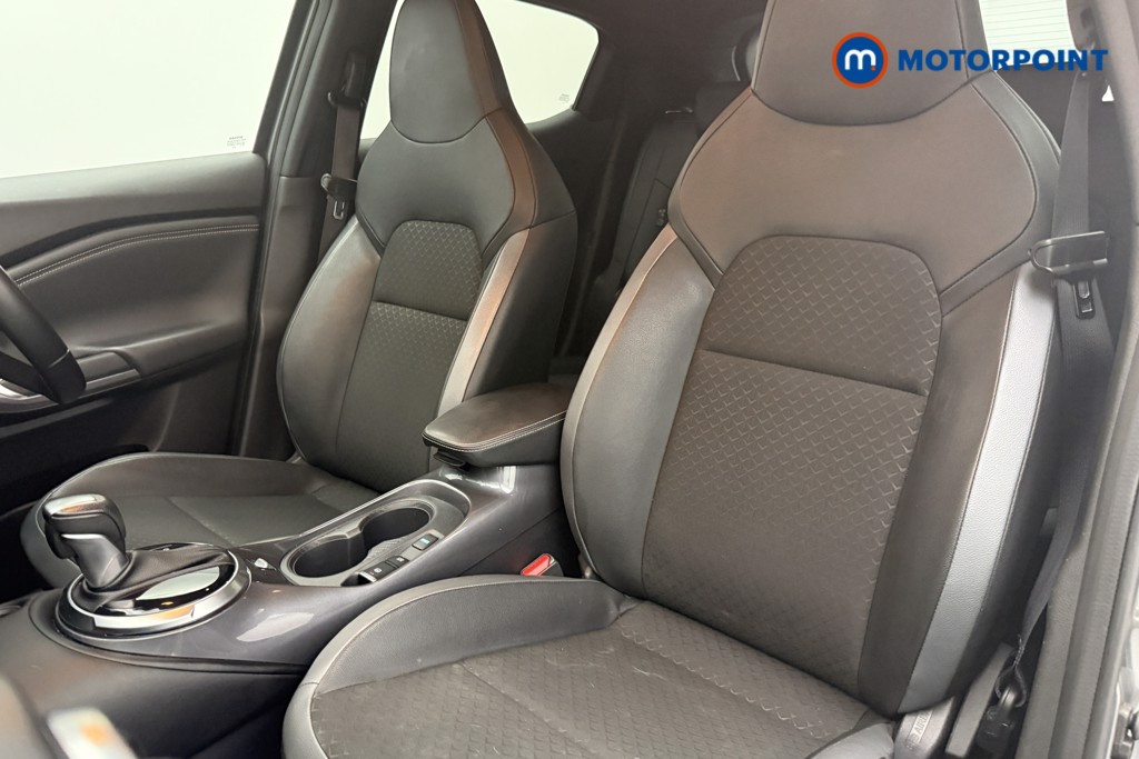 Nissan Juke N-Connecta Automatic Petrol-Electric Hybrid SUV - Stock Number (1656687) - 3rd supplementary image