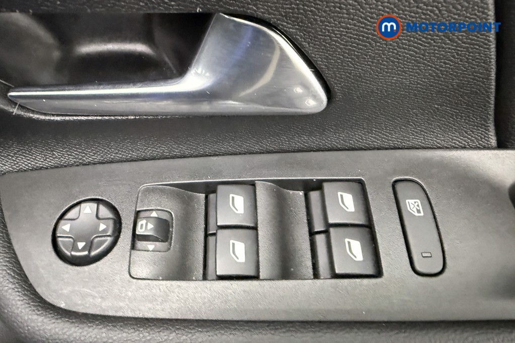 Vauxhall Mokka Ultimate Manual Petrol SUV - Stock Number (1656711) - 19th supplementary image