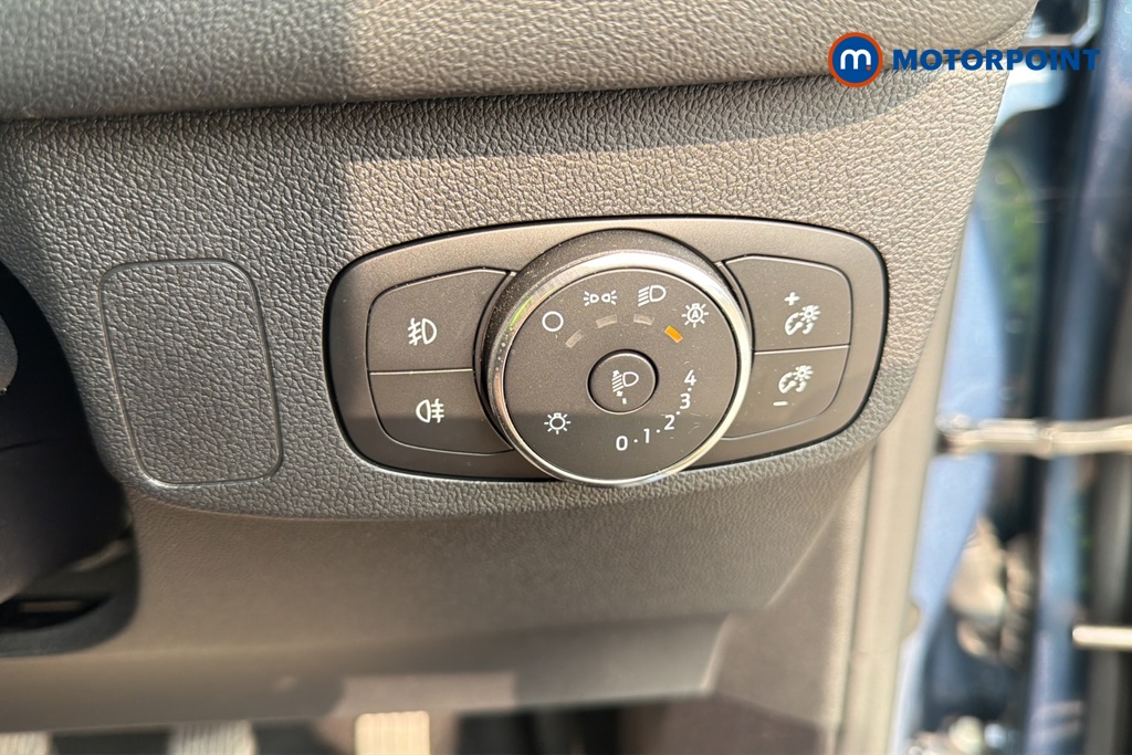 Ford Focus Active Manual Petrol Hatchback - Stock Number (1657475) - 11th supplementary image