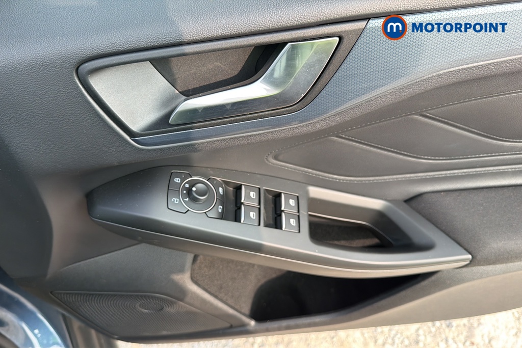 Ford Focus Active Manual Petrol Hatchback - Stock Number (1657475) - 19th supplementary image