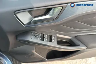 Ford Focus Active Manual Petrol Hatchback - Stock Number (1657475) - 19th supplementary image