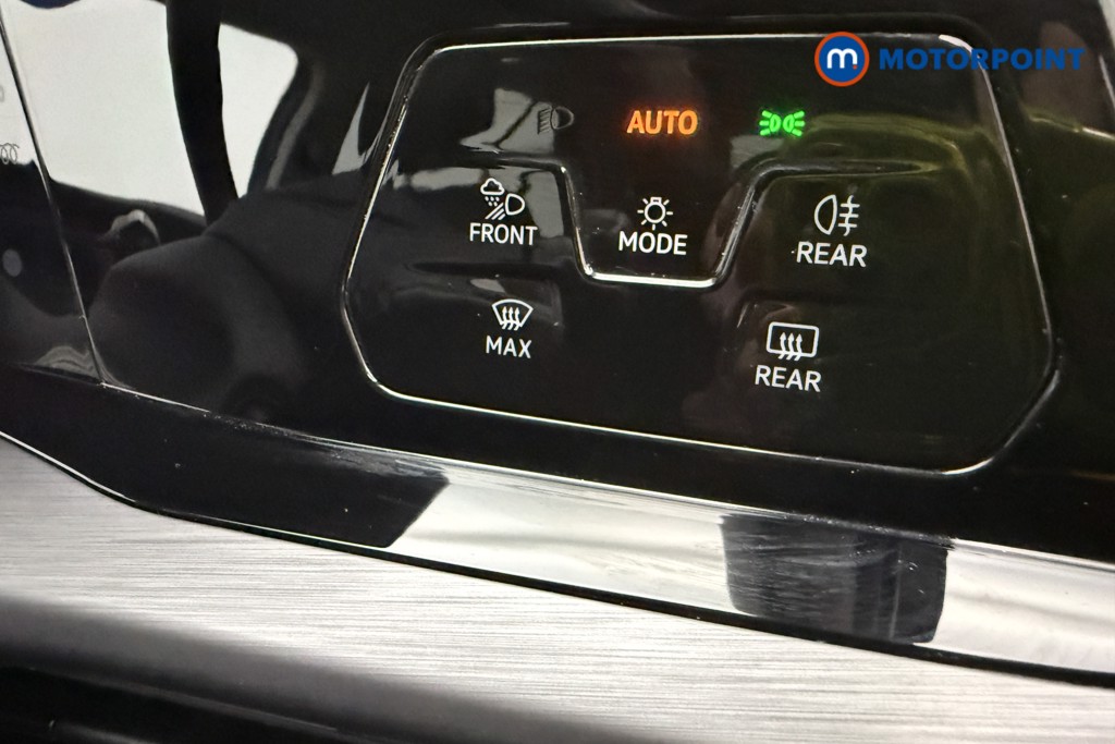 Volkswagen Golf Style Edition Manual Petrol Hatchback - Stock Number (1657509) - 17th supplementary image