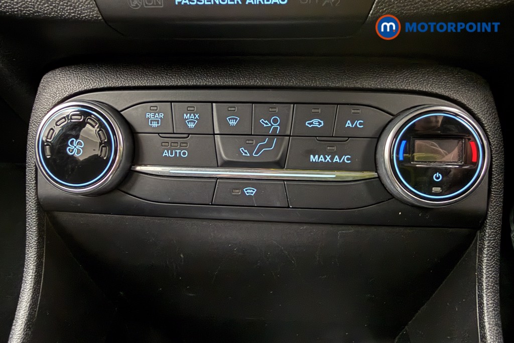 Ford Fiesta Titanium Manual Petrol Hatchback - Stock Number (1657609) - 15th supplementary image