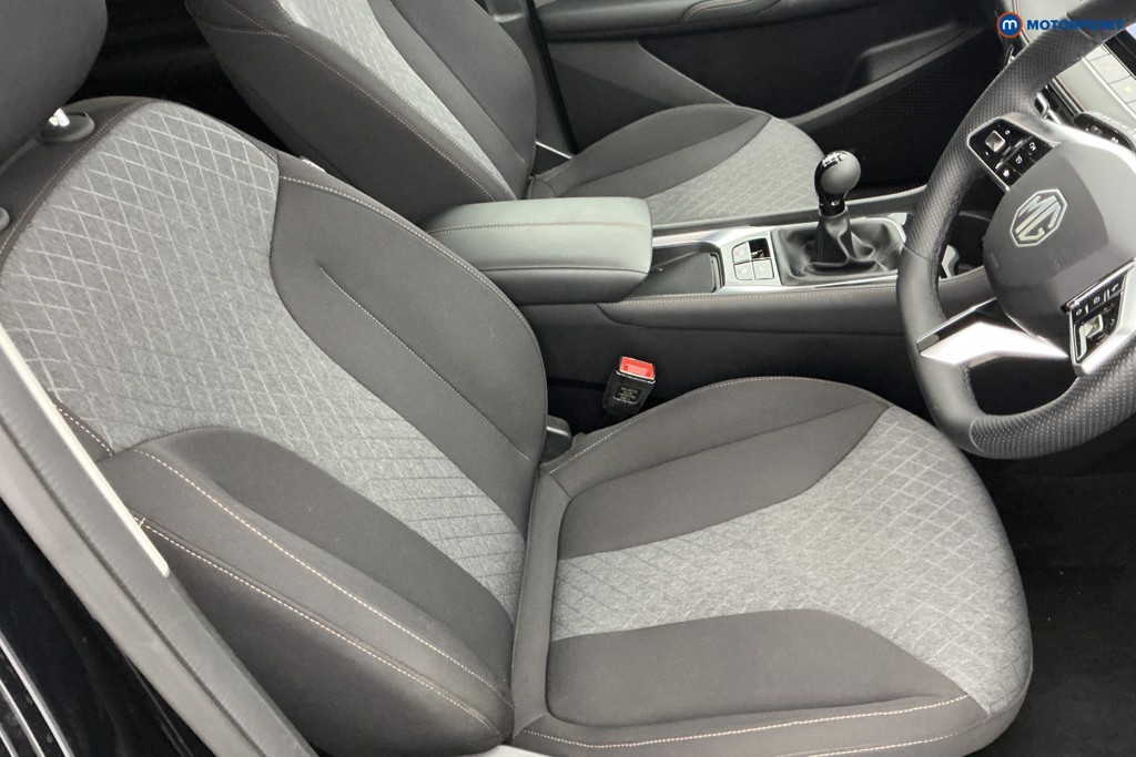 Mg Motor Uk HS SE Manual Petrol SUV - Stock Number (1658047) - 5th supplementary image