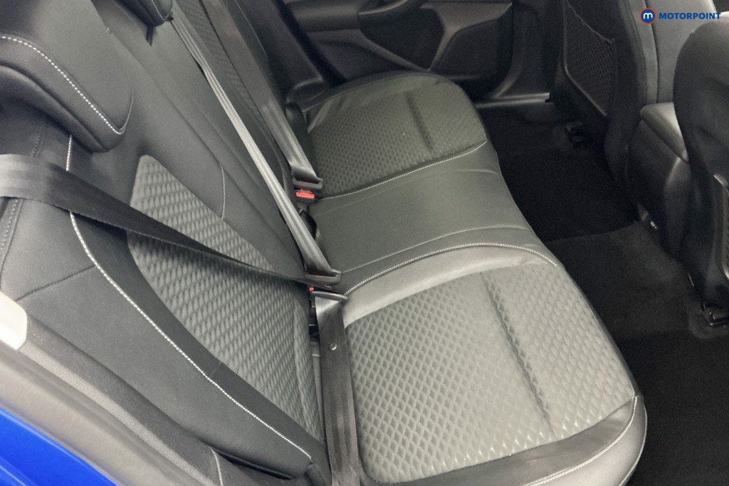 Ford Focus Titanium X Automatic Petrol Hatchback - Stock Number (1659047) - 4th supplementary image