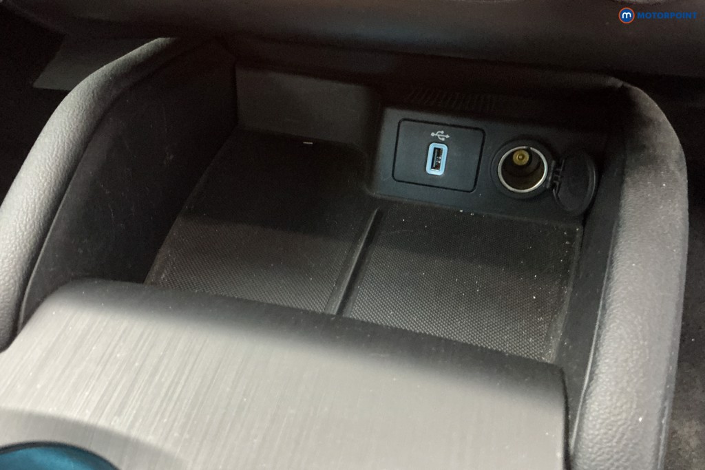 Ford Focus Titanium X Automatic Petrol Hatchback - Stock Number (1659047) - 16th supplementary image