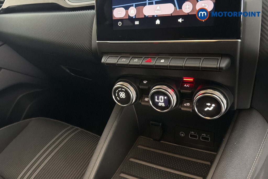 Renault Captur Engineered Automatic Petrol-Electric Hybrid SUV - Stock Number (1659994) - 12th supplementary image