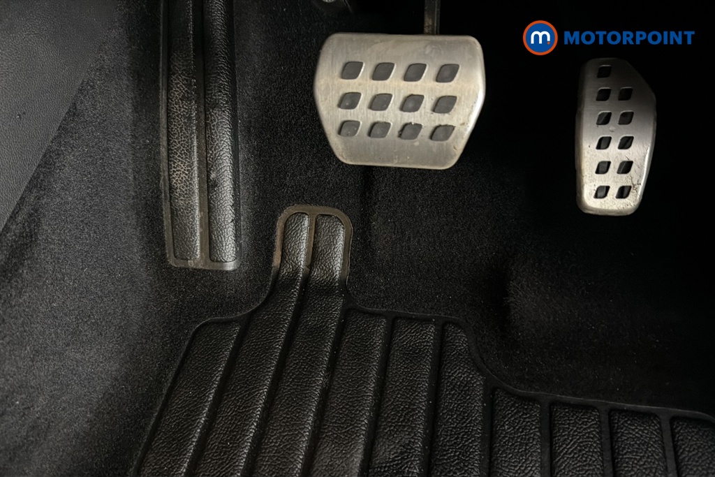 Renault Captur Engineered Automatic Petrol-Electric Hybrid SUV - Stock Number (1659994) - 24th supplementary image