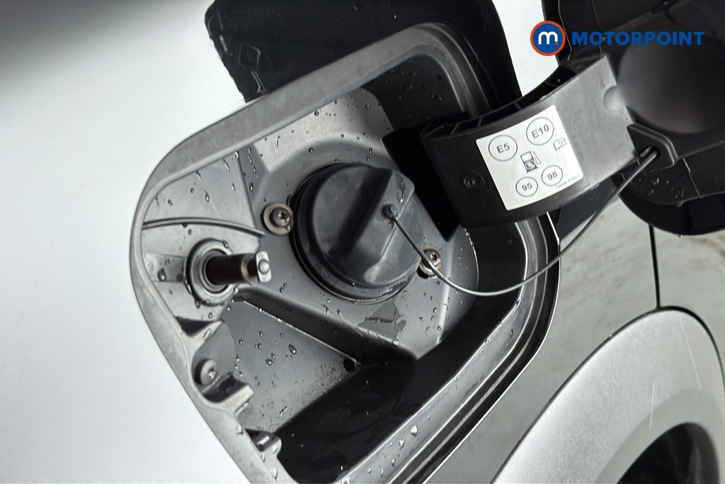 Renault Captur Engineered Automatic Petrol-Electric Hybrid SUV - Stock Number (1659994) - 41st supplementary image