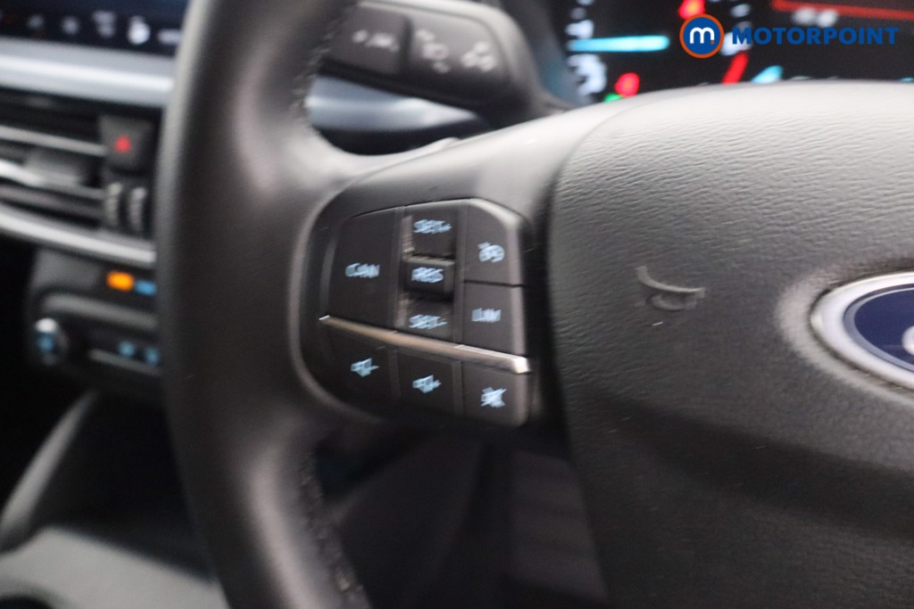 Ford Focus Active Automatic Diesel Estate - Stock Number (1659997) - 6th supplementary image