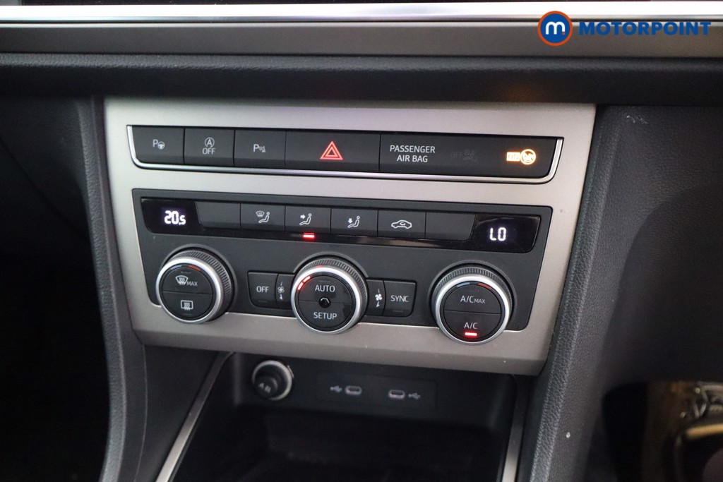 Seat Ateca Xperience Manual Petrol SUV - Stock Number (1660245) - 2nd supplementary image