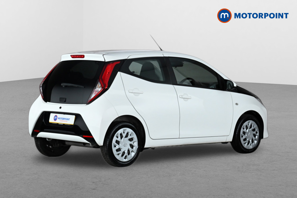 Toyota Aygo X-Play Manual Petrol Hatchback - Stock Number (1660312) - Drivers side rear corner