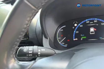 Toyota Yaris Cross Design Automatic Petrol-Electric Hybrid Estate - Stock Number (1660479) - 5th supplementary image