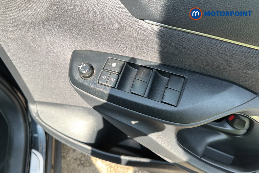 Toyota Yaris Cross Design Automatic Petrol-Electric Hybrid Estate - Stock Number (1660479) - 19th supplementary image