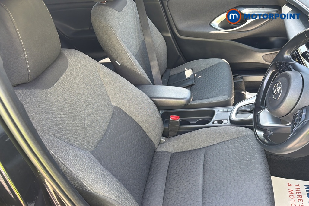 Toyota Yaris Cross Design Automatic Petrol-Electric Hybrid Estate - Stock Number (1660479) - 22nd supplementary image