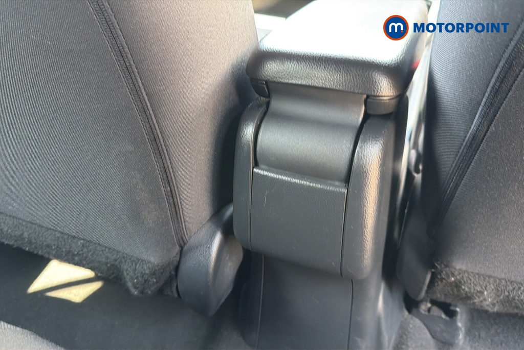 Toyota Yaris Cross Design Automatic Petrol-Electric Hybrid Estate - Stock Number (1660479) - 28th supplementary image