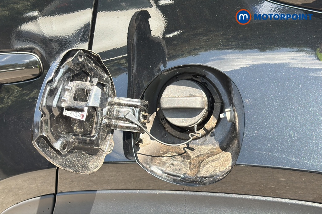Toyota Yaris Cross Design Automatic Petrol-Electric Hybrid Estate - Stock Number (1660479) - 41st supplementary image