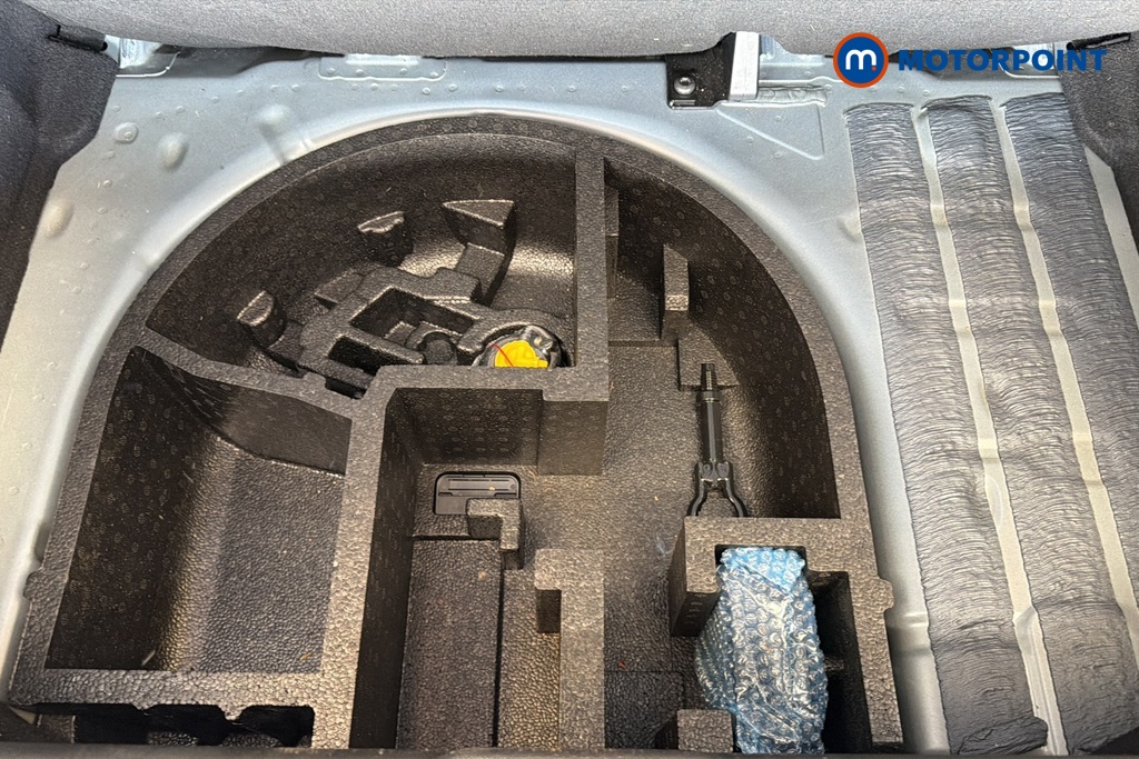 Ford Fiesta Active X Manual Petrol Hatchback - Stock Number (1660730) - 33rd supplementary image