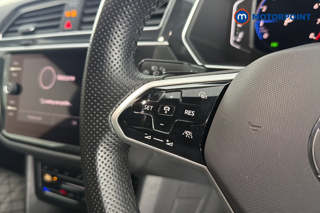 Volkswagen Tiguan R-Line Automatic Petrol SUV - Stock Number (1660768) - 4th supplementary image