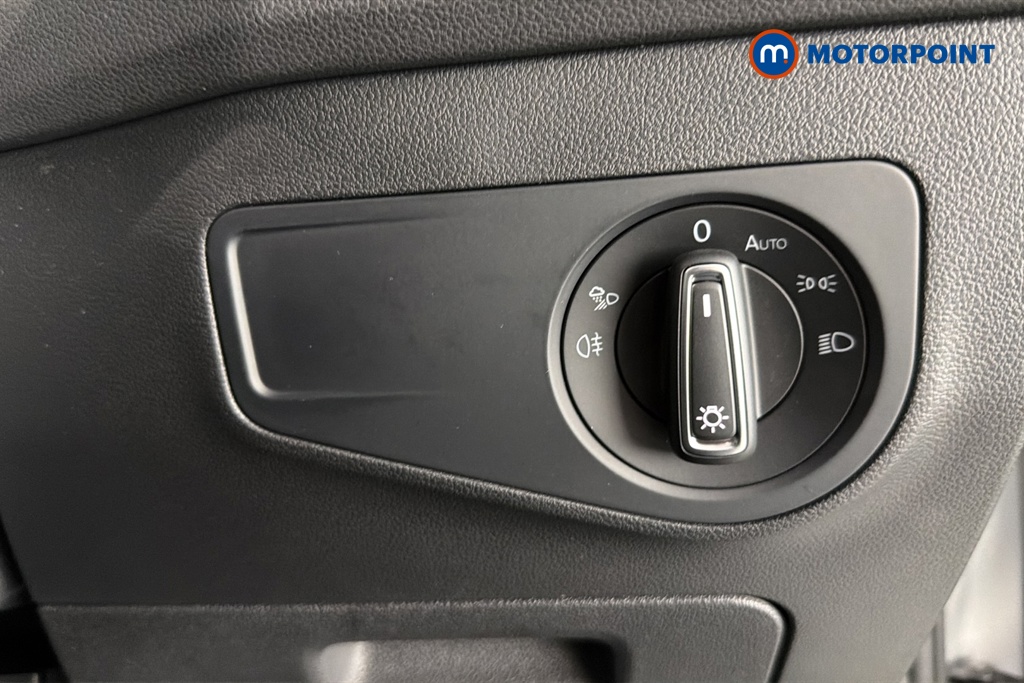 Volkswagen Tiguan R-Line Automatic Petrol SUV - Stock Number (1660768) - 11th supplementary image