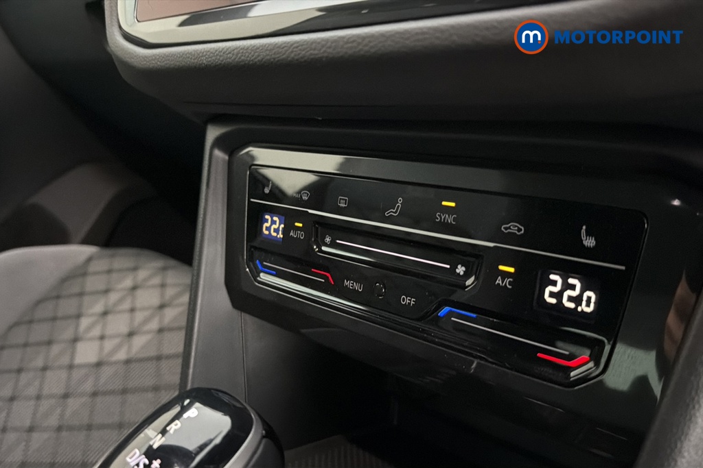 Volkswagen Tiguan R-Line Automatic Petrol SUV - Stock Number (1660768) - 12th supplementary image