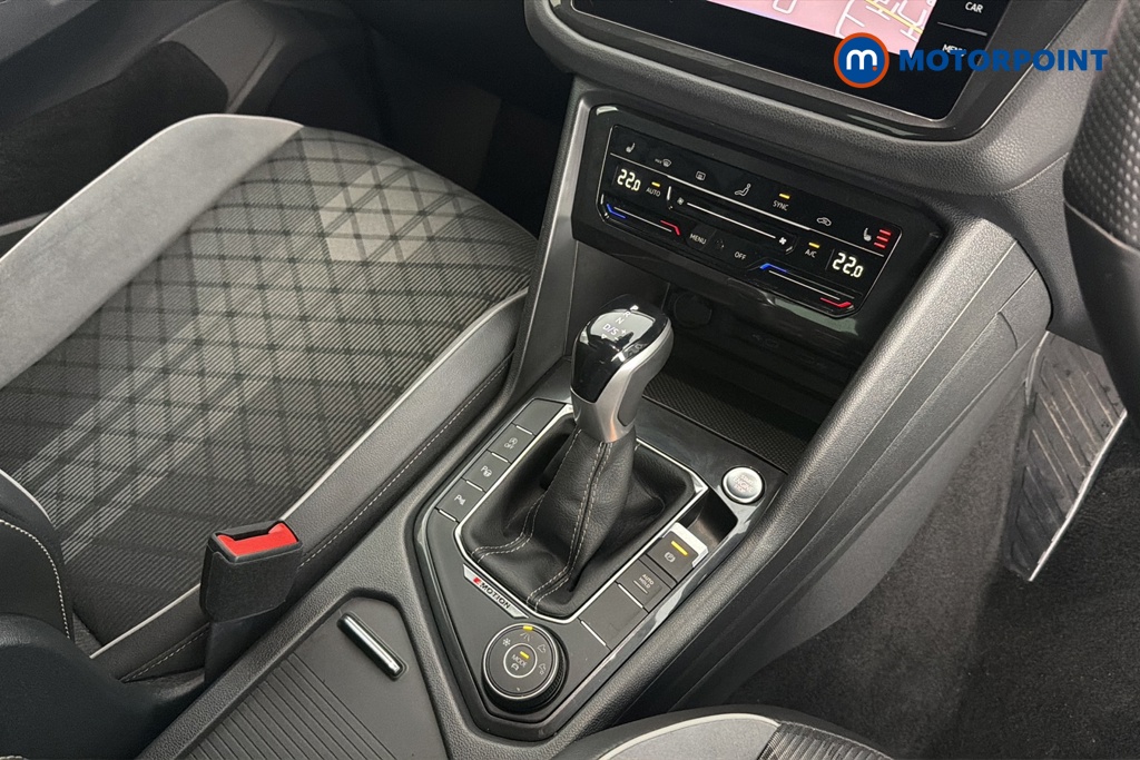 Volkswagen Tiguan R-Line Automatic Petrol SUV - Stock Number (1660768) - 15th supplementary image