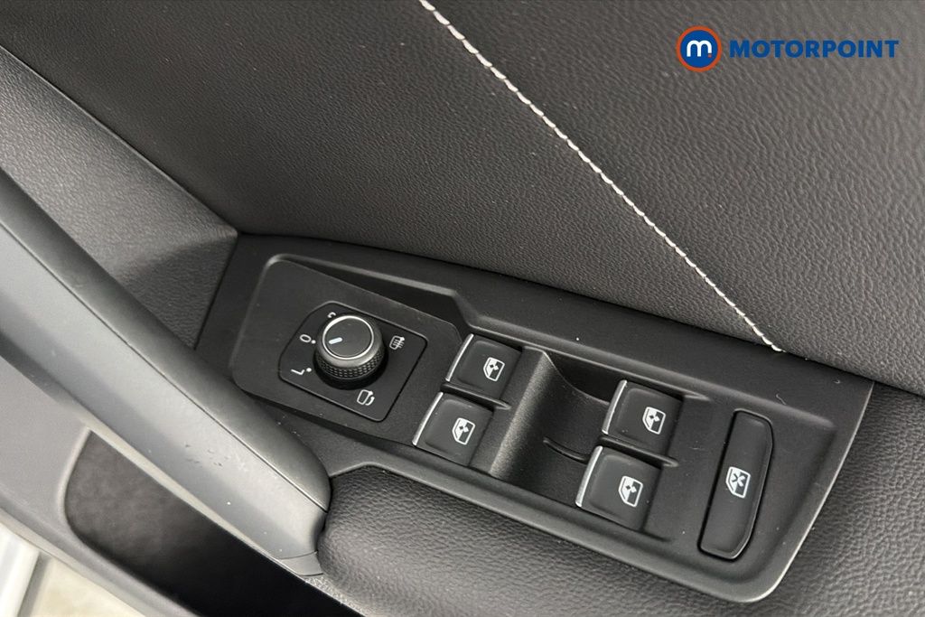 Volkswagen Tiguan R-Line Automatic Petrol SUV - Stock Number (1660768) - 19th supplementary image