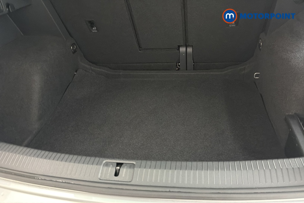 Volkswagen Tiguan R-Line Automatic Petrol SUV - Stock Number (1660768) - 30th supplementary image