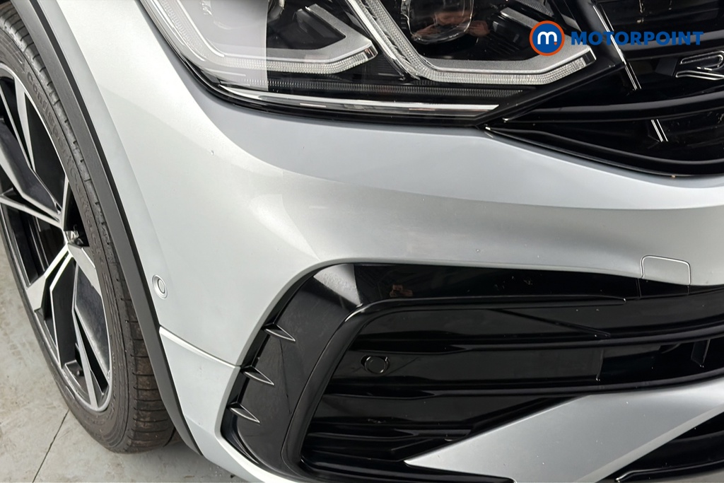 Volkswagen Tiguan R-Line Automatic Petrol SUV - Stock Number (1660768) - 38th supplementary image
