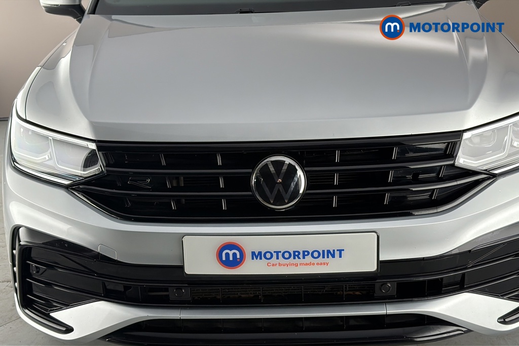 Volkswagen Tiguan R-Line Automatic Petrol SUV - Stock Number (1660768) - 43rd supplementary image