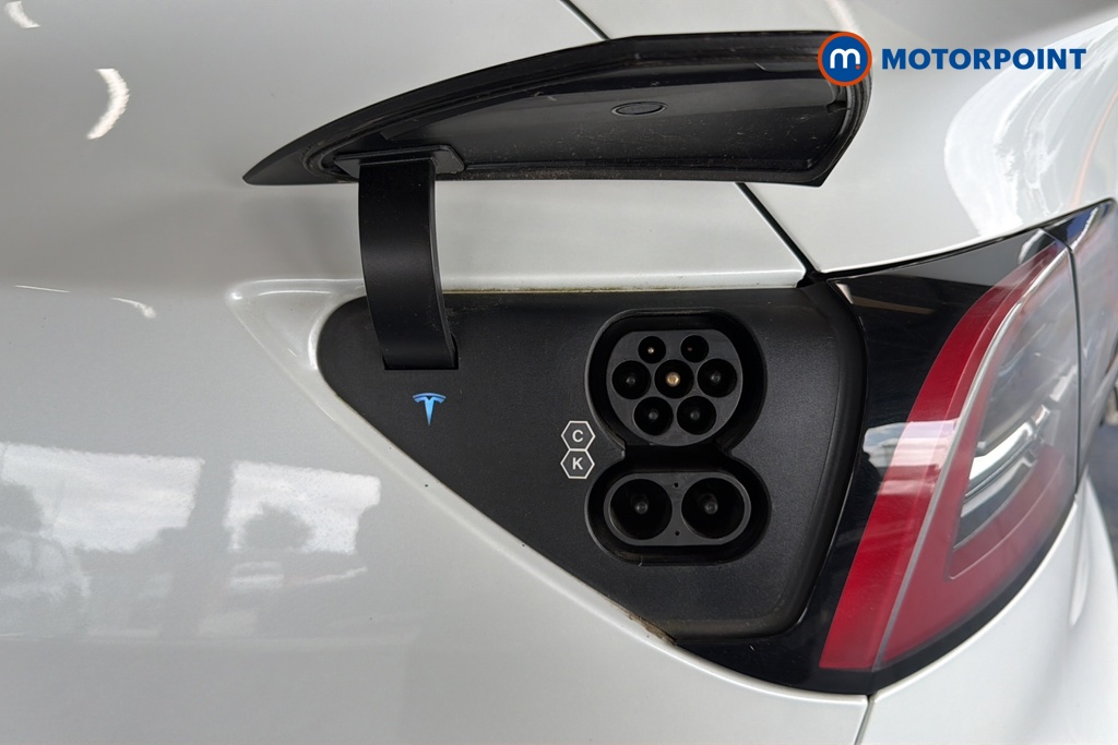 Tesla Model Y Rwd 5Dr Auto Automatic Electric SUV - Stock Number (1660800) - 41st supplementary image