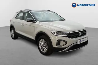 Volkswagen T-Roc Life Manual Petrol SUV - Stock Number (1660984) - Drivers side front corner