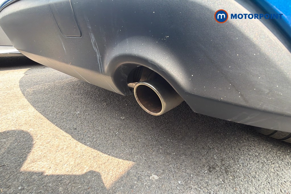 Ford Focus Titanium X Manual Petrol Hatchback - Stock Number (1661062) - 39th supplementary image