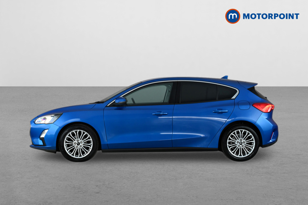 Ford Focus Titanium X Manual Petrol Hatchback - Stock Number (1661062) - Passenger side